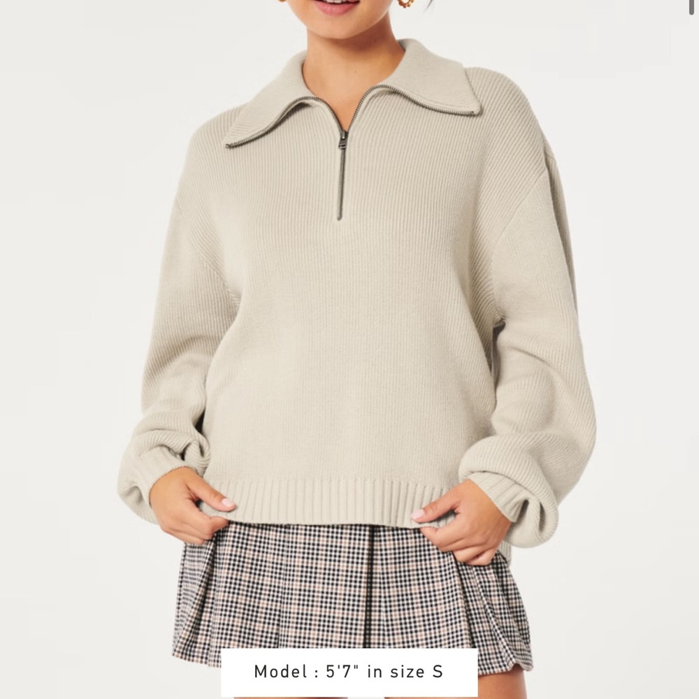 Hollister Oversized Half Zip Sweater in Cream
